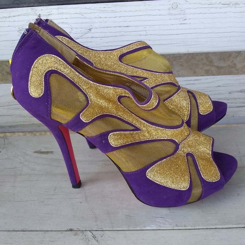 Apple Bottoms heels